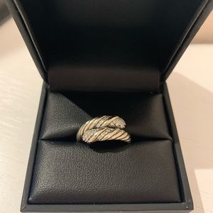 David Yurman ring with pave diamonds